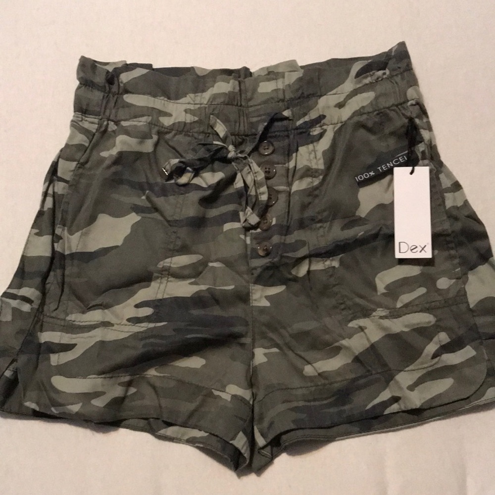 Dex Camo shorts!